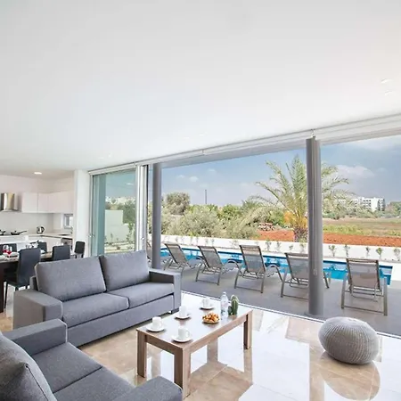 Pearl 2 Villa