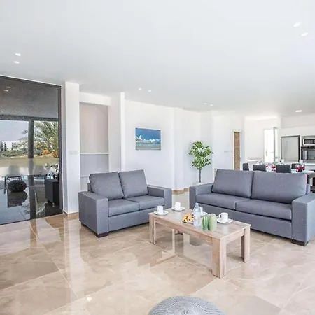 Pearl 2 Protaras