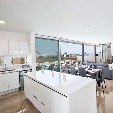 Pearl 2 * Protaras
